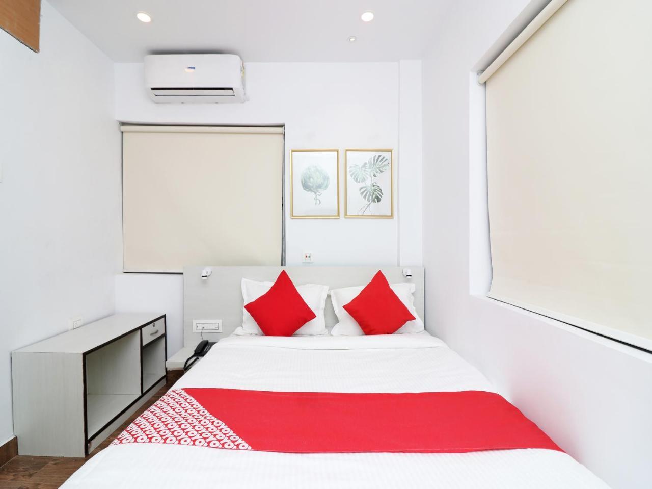 Oyo 15637 Transit Express Hotel Kolkata Ngoại thất bức ảnh
