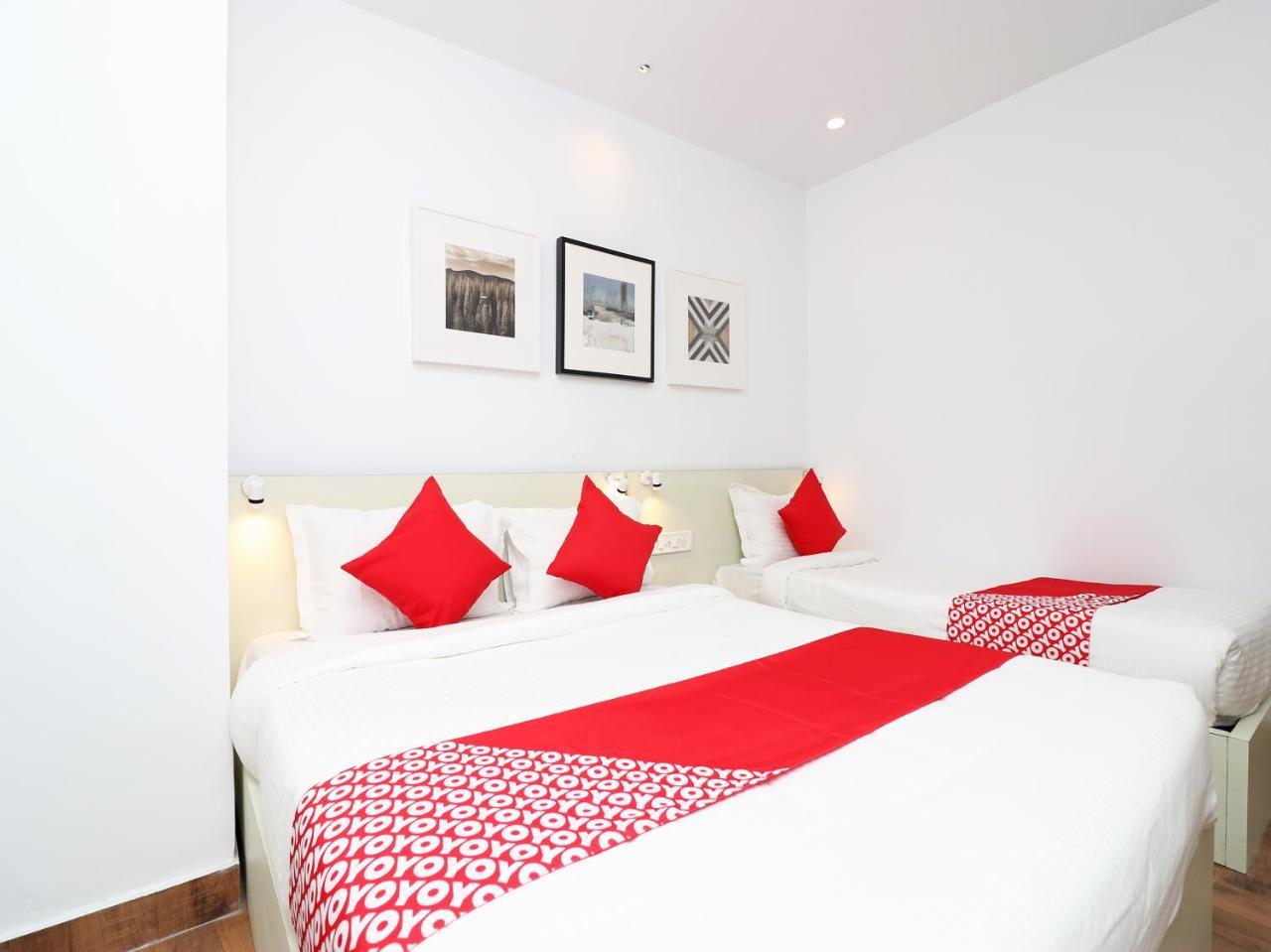 Oyo 15637 Transit Express Hotel Kolkata Ngoại thất bức ảnh