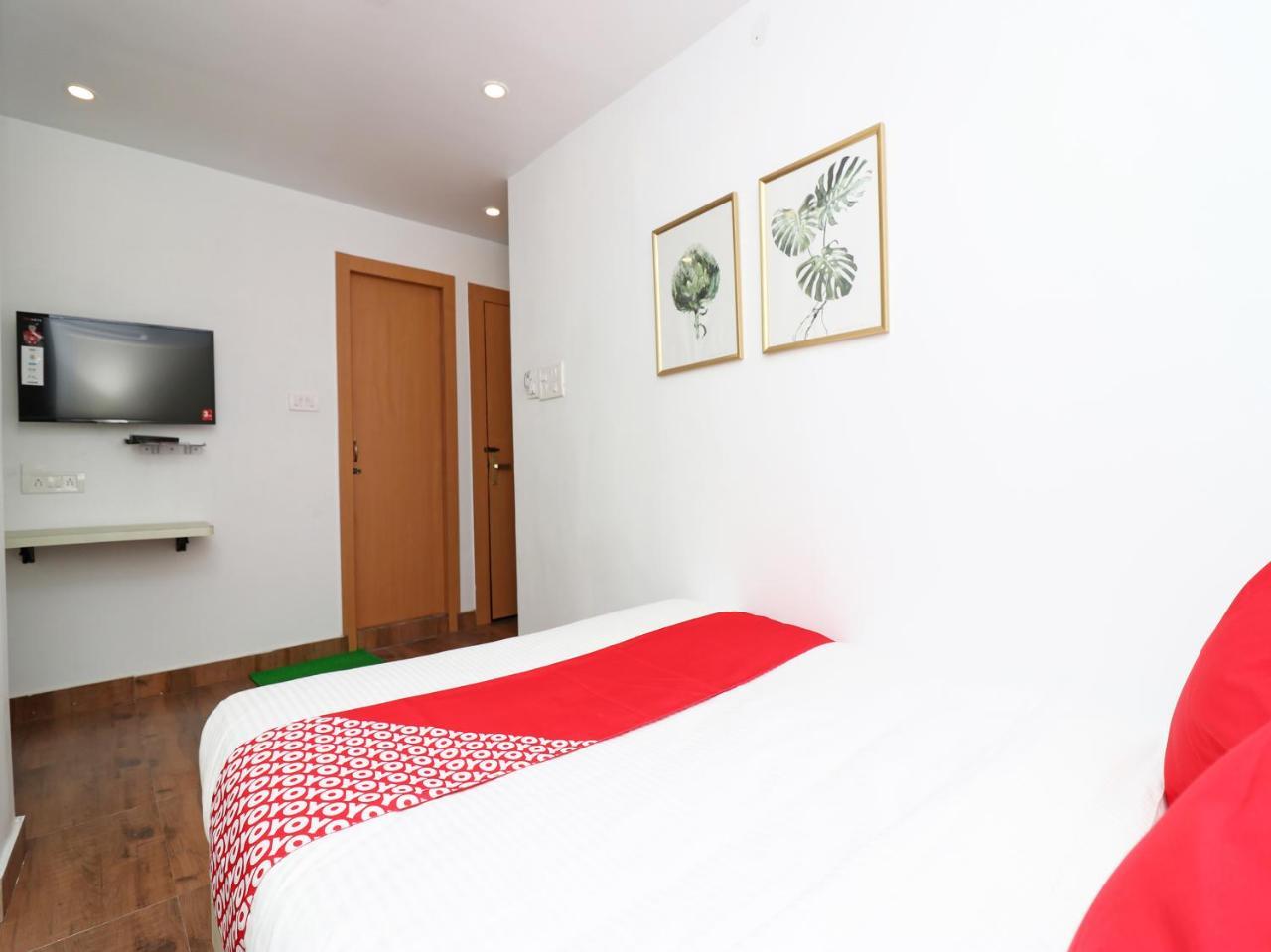 Oyo 15637 Transit Express Hotel Kolkata Ngoại thất bức ảnh