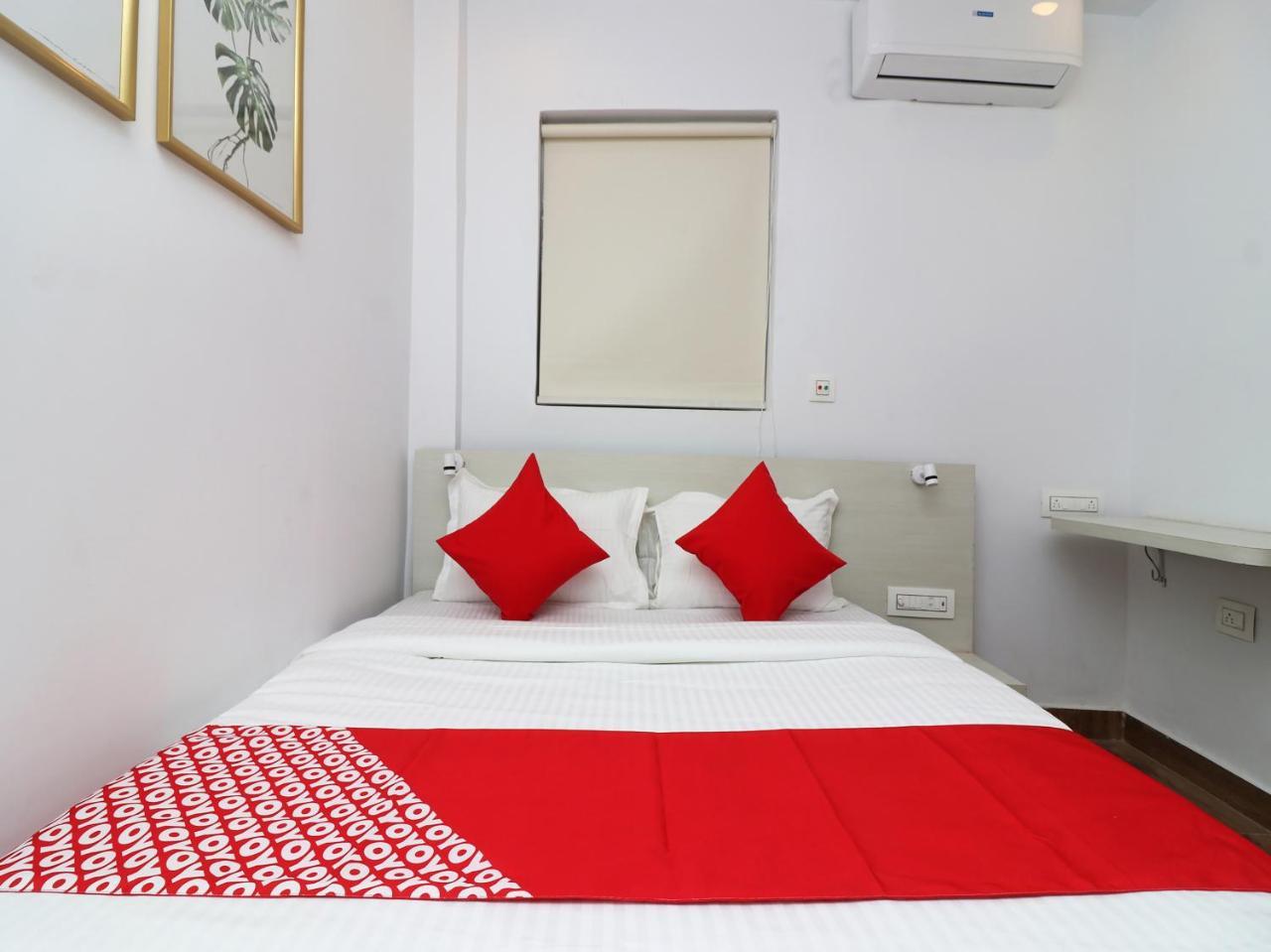 Oyo 15637 Transit Express Hotel Kolkata Ngoại thất bức ảnh